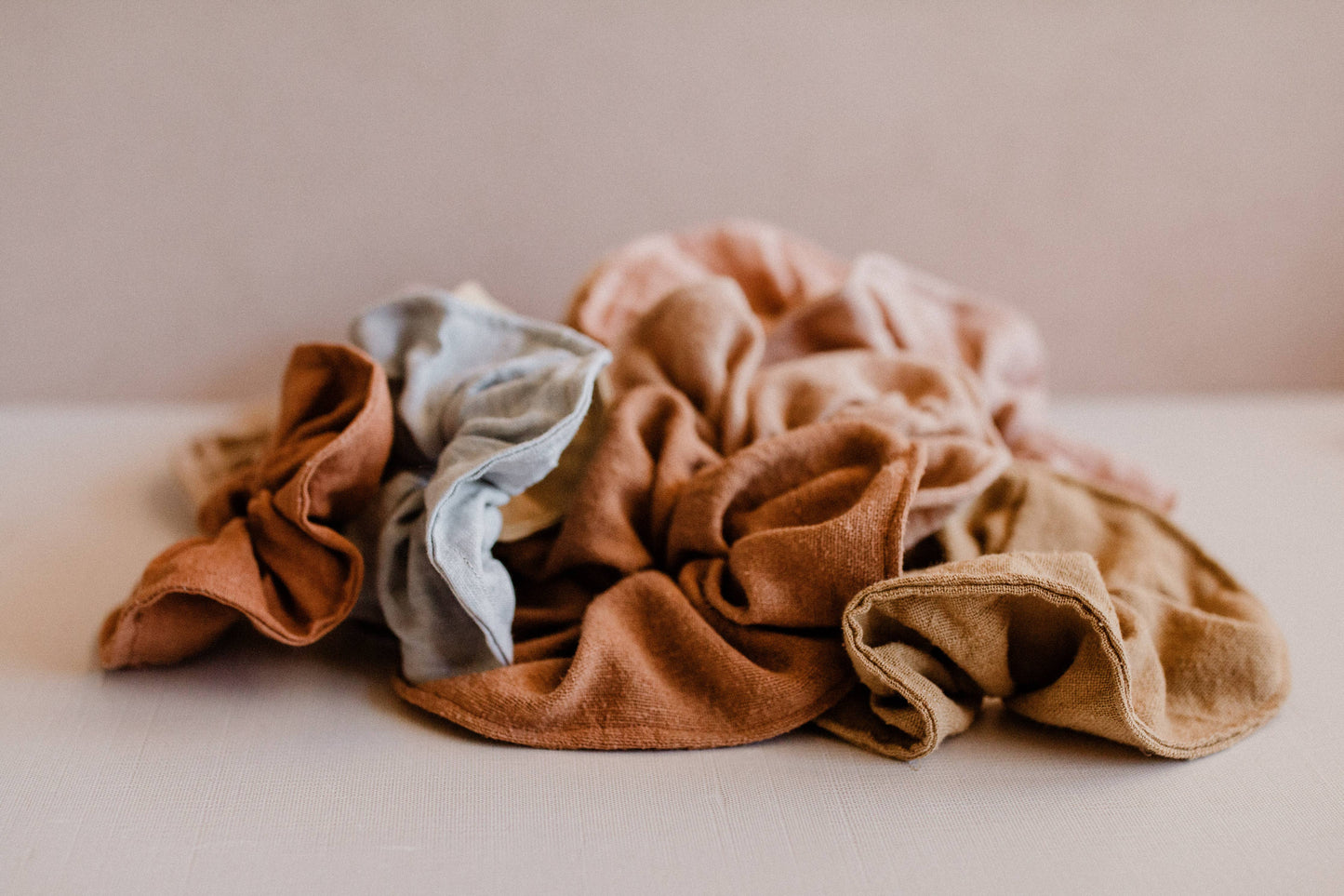 Eloise et moi - Plastic free Plant dyed cotton scrunchies