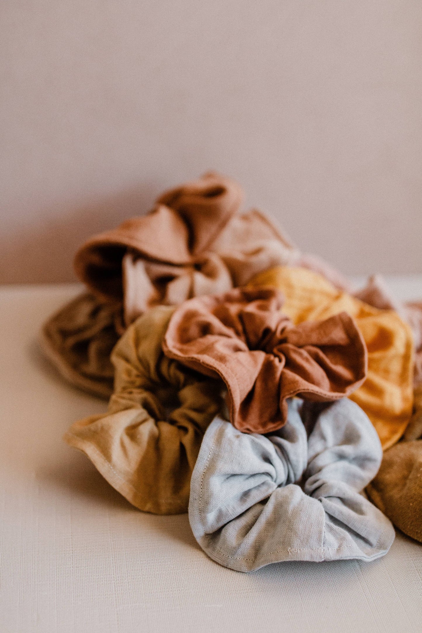 Eloise et moi - Plastic free Plant dyed cotton scrunchies