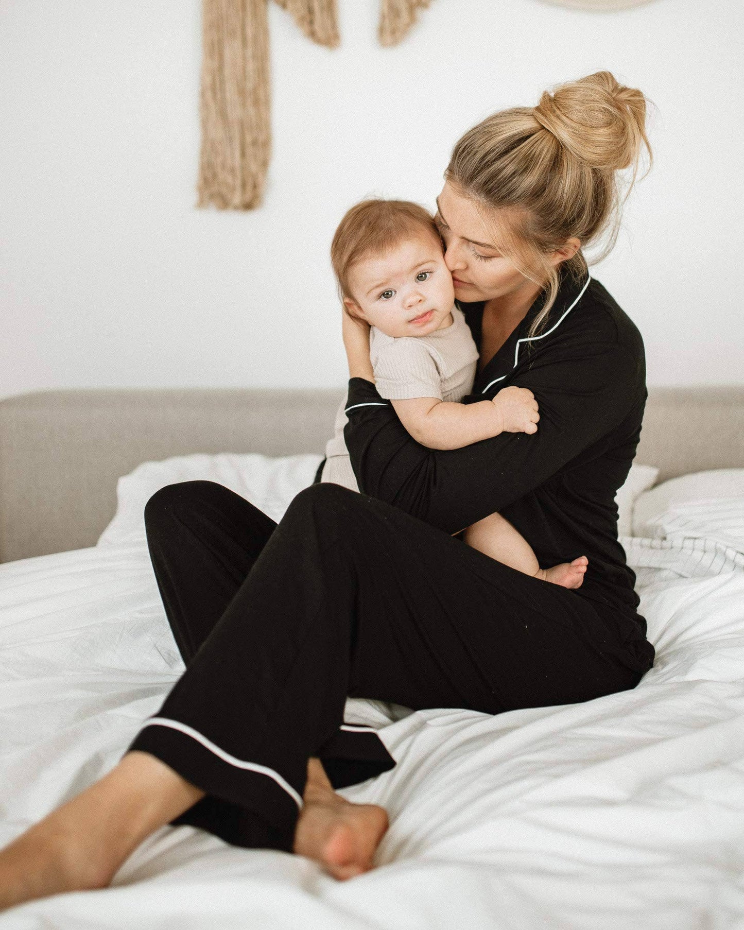 Kindred Bravely - Clea Bamboo Classic Long Sleeve Maternity & Nursing Pajama