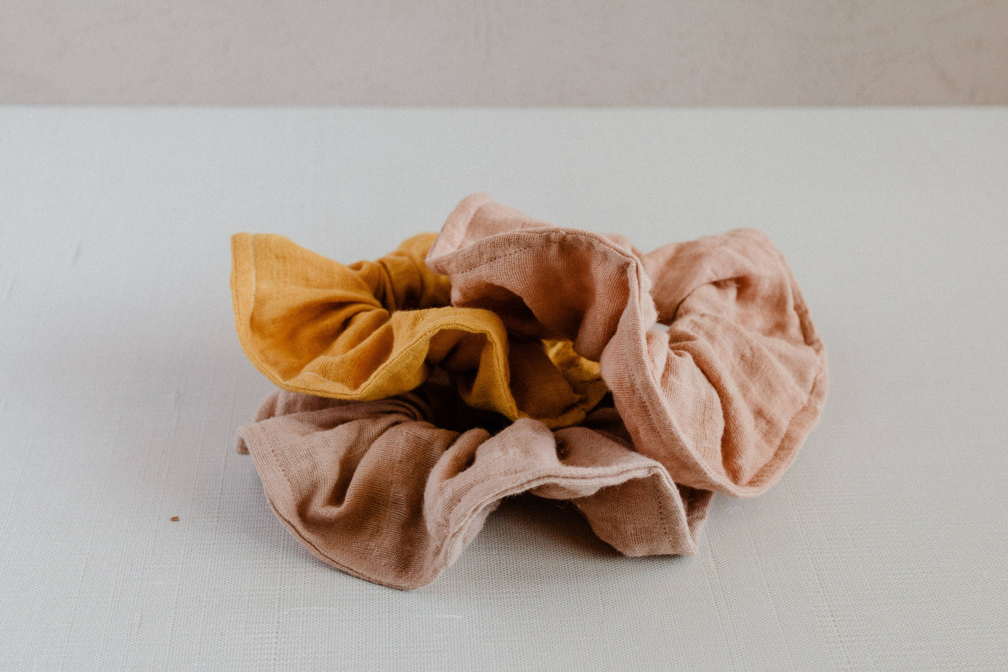 Eloise et moi - Plastic free Plant dyed cotton scrunchies