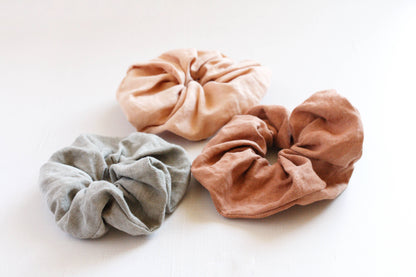 Eloise et moi - Plastic free Plant dyed cotton scrunchies